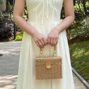 Woven straw square crossbody bag